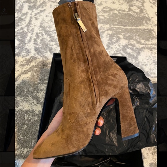 Saint Laurent brown suede ankle booties. - Picture 3 of 7